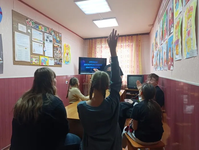 13dbe2fc-af38-4c3c-8660-256e3d48f084