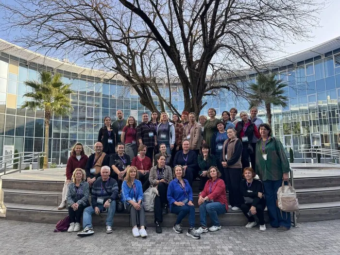 photo_2025-11-18_22-01-27